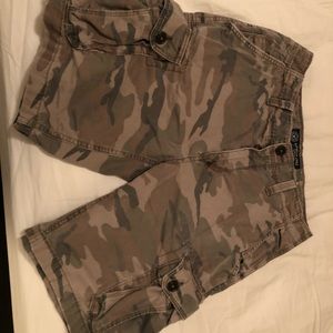 American Eagle camo cargos